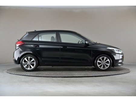 2018 Hyundai i20 1.2 5SPD ACTIVE DELUXE *REAR PARK SENSORS* €13,890 thumbnail