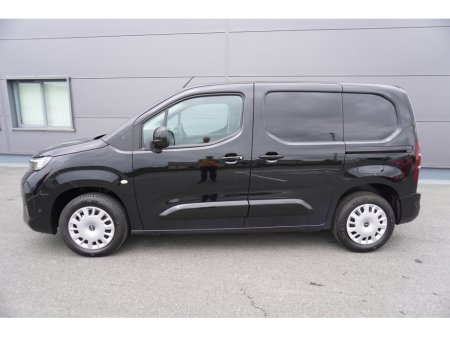 2026 Opel Combo SPORTIVE 1.5 D-TURBO €25,000 thumbnail