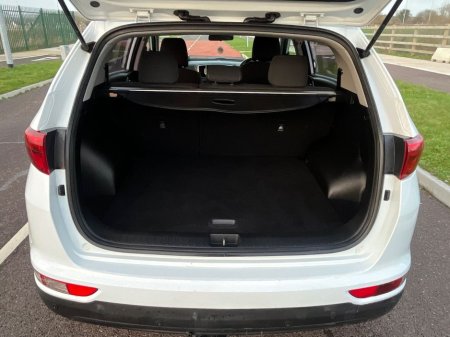 2018 Kia Sportage Sport 1.7D Black alloys, Bluetooth, Multifunctoonal Steering Wheel, Cruise Control €17,900