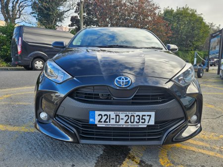 2022 Toyota Yaris HYBRID LUNA AUTO 4DR €17,950