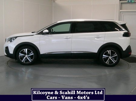 2020 Peugeot 5008 ALLURE BLUEHDI S/S A €27,950