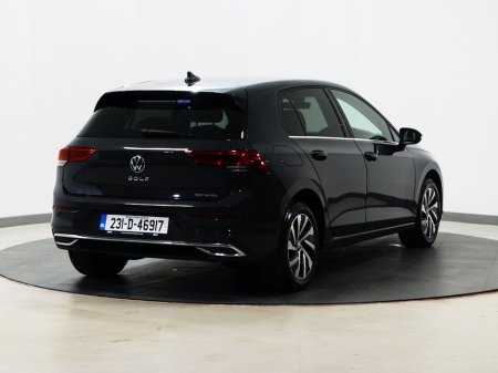 2023 Volkswagen Golf *21* EHYBRID STYLE 204PS 5DR A €26,800