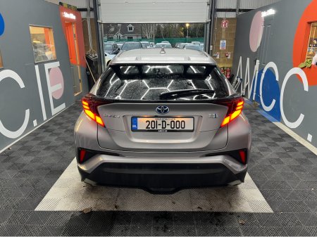 2020 Toyota C-HR 2020 TOYOTA C-HR 1.8L HYBRID / 99K KMS / ADAPTIVE CRUISE CONTROL, REVERSE CAMERA & MORE €22,950