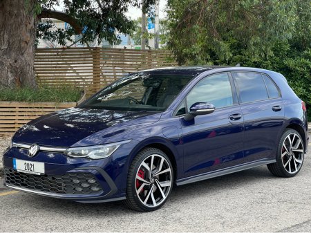 2021 Volkswagen Golf GTE S-A DSG €22,700
