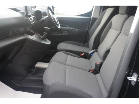 2024 Opel Combo SPORT L1H1-1.5 100PS D-6SP thumbnail