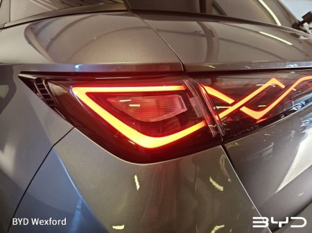 2026 BYD Dolphin Design 60.4kWh €34,706 thumbnail