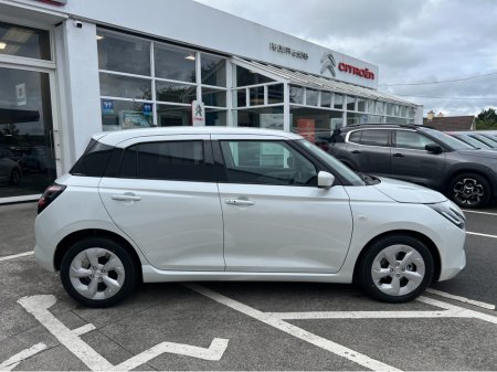 2025 Suzuki Swift motion manual  10 yr warranty available €24,000