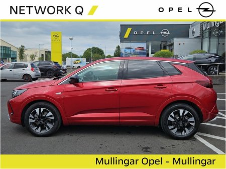 2024 Opel Grandland Elegance 1.6 Plug-in Hybrid Auto - Check out our Reviews