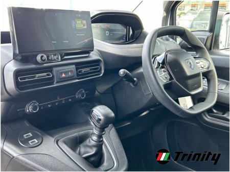 2026 Peugeot Partner ORDER NOW FOR 261 * NEW MODEL * TOP SPEC * 1.5HDI 100HP * PROFESSIONAL PREMIUM €31,405