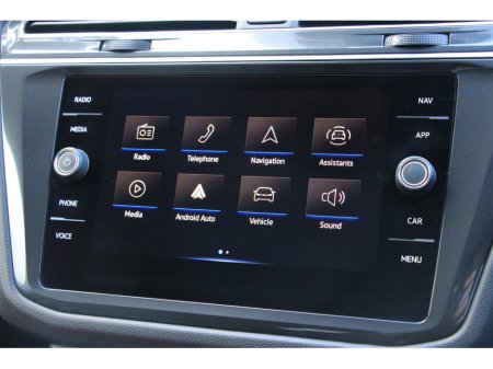 2022 Volkswagen Tiguan Allspace Black Edition R Line * Sunroof * 7 Seats €43,950 thumbnail