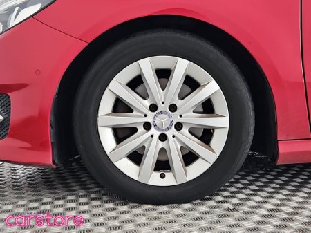 2017 Mercedes-Benz B Class B 160 STYLE €18,480 thumbnail