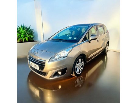 2016 Peugeot 5008 1.6 Blue Hdi 120 Active €8,995