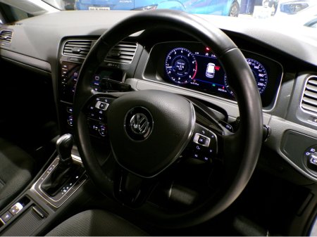 2018 Volkswagen Golf *2018*ONLY 16,000 MILES*AUTO*VW GOLF 1.2 MARK 7.5*COLOUR CAMERA*SAT-NAV*APPLE-CARPLAY*ANDROID AUTO*UP-GRADED VW ALLOYS*XL MEDIA*FLAT-BOTTOM SPORT STEERING WHEEL WITH ADAPTIVE CRUISE CONTROL**RADAR ASS €18,900 thumbnail