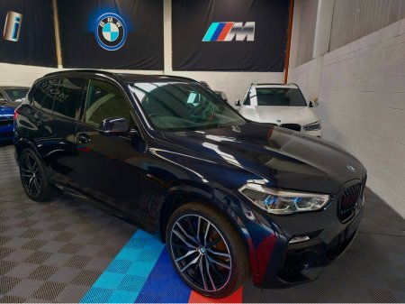 2022 BMW X5 2022 X5 45E M SPORT XDRIVE (HUGE SPEC) PRO PACK -  PREMIUM PACK- COMFORT+PACK- VISIBILITY PACK- TECHNOLOGY PACK-  HEAT CLIMATE PACK-  SKY LOUNGE SUNROOF- HARMON KARDON - M SEAT BELTS- HEADS UP €69,995