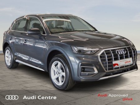 2023 Audi Q5 50 TFSI-e 299HP S tronic quattro SE €53,999