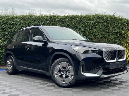 2025 BMW iX1 EDRIVE20 SPORT // NEW 19