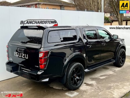 2026 Isuzu D-MAX COBRA LSE ONYX BLACK VATQ