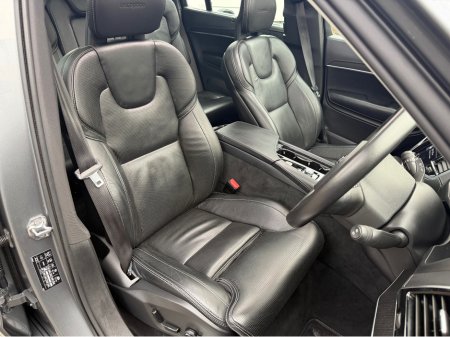 2020 Volvo XC90 ***SOLD***IMMACULATE TOP SPEC INSCRIPTION PRO T8 PHEV//MASSAGE SEATS//ADAPTIVE SUSPENSION//VERY LOW MILEAGE//SIMI AND AA DEALER thumbnail