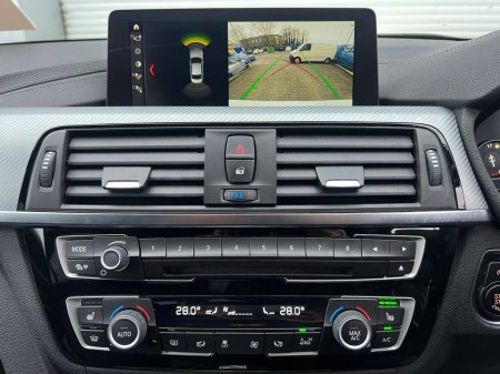 2018 BMW 3 Series 320d M-SPORT COMPETITION // FULL SERVICE HISTORY // LEATHER POWERED HEATED SEATS // DUAL ZONE CLIMATE CONTROL €25,950 thumbnail