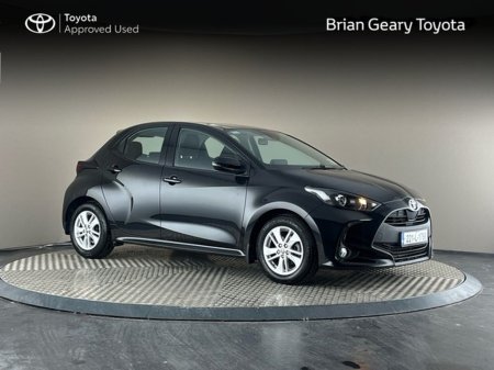 2022 Toyota Yaris 1.0 LUNA