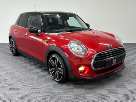 2017 MINI Cooper Black Edition 1.5P