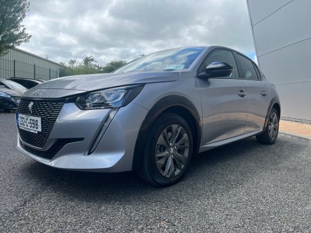 2023 Peugeot 208  €22,900