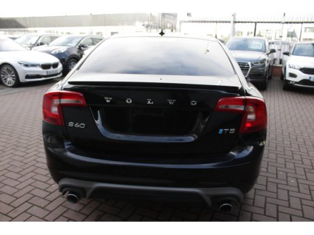 2017 Volvo S60 2.0T5 R-DESIGN SPORT 250BHP 4DR SALOON AUTO // WHAT A CAR ONLY 60,000KM'S // BUY WITH CONFIDENCE AA AND SIMI APPROVED DEALER 2025 // FINANCE ARRANAGED // ALL TRADE INS WELCOME //