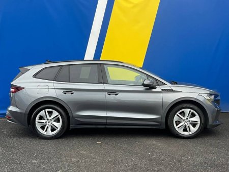 2023 Skoda Enyaq IV 60 // DIGITAL CLUSTER // HALF LEATHER INTERIOR // ADAPTIVE CRUISE CONTROL €27,900