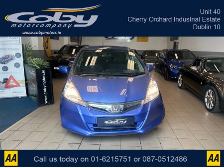 2013 Honda Fit 1.3 HYBRID 5DR AUTO 1.3. New NCT, 2 Keys, Alloy Wheels, Sat Nav, Cruise Control, Air Conditioning, Parking Sensors, Full Electrics, Bluetooth, Car Play, Folding Rear Seats, Luggage Cover and more €7,450