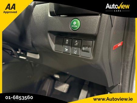 2019 Honda Jazz /Fit 1.5 Self-Charging Hybrid Automatic. AA APPROVED // FINANCE & NATIONWIDE DELIVERY AVAILABLE // SIMI DEALER €14,995 thumbnail