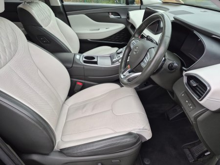 2022 Hyundai Santa Fe  €35,999 thumbnail