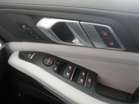 2026 BMW X5 xDrive50e M Sport €105,500 thumbnail