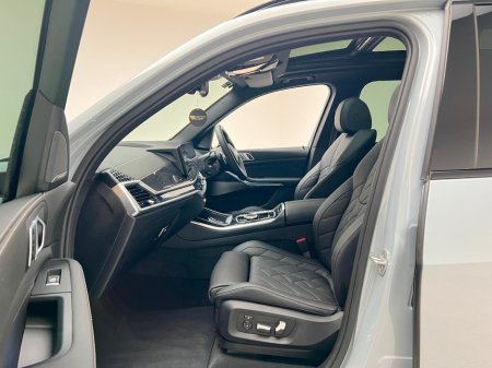 2025 BMW X5 50E M SPORT XDRIVE *PAN ROOF* €102,990 thumbnail