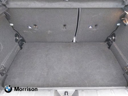 2023 MINI Hatch COOPER Cooper Classic Auto €25,995 thumbnail