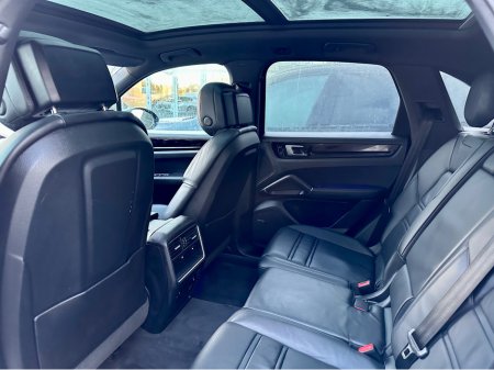 2021 Porsche Cayenne *N1 5 SEAT BUSINESS EDITION* V6 HYBRID 5DR AUTO thumbnail