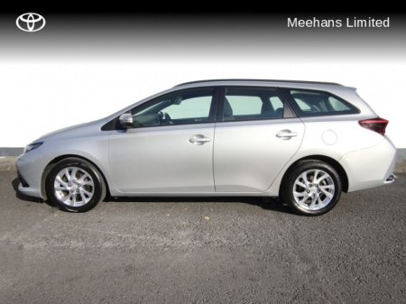 2016 Toyota Auris 1.4 D-4D AURA TS 4DR €14,250
