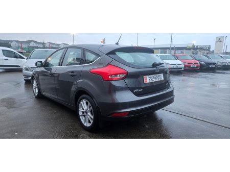 2015 Ford Focus ZETEC eco 100bhp very low miles €8,750 thumbnail