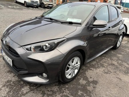 2022 Toyota Yaris 1.5 Hybrid 5Dr Luna €16,250