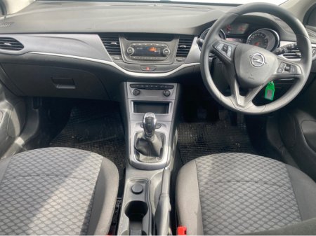 2019 Opel Astra 1.0 petrol 5 door hatchback €12,750 thumbnail