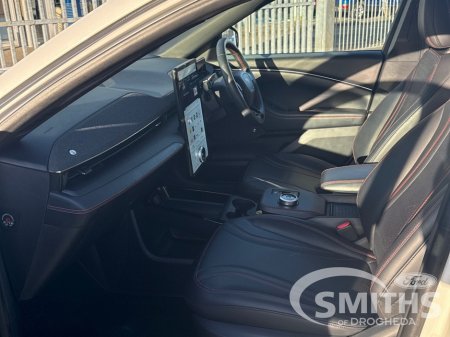 2022 Ford Mustang Mach-E AWD EXTENDED RANGE €34,950