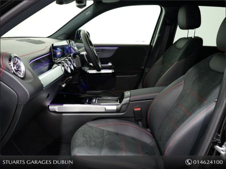 2025 Mercedes-Benz EQB *SOLD DEPOSIT TAKEN*250+ AMG LINE EXECUTIVE: OBSIDIAN BLACK WITH LEATHER AND ALCANTARA INTERIOR: 19” DIAMOND CUT ALLOYS, HEATED SEATS, REVERSING CAMER