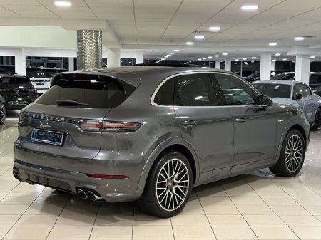 2020 Porsche Cayenne 3.0 V6 E-HYBRID=HUGE SPEC//PAN ROOF//201 D REG=TAILORED FINANCE PACKAGES INCL PCP AVAILABLE=TRADE IN'S WELCOME €59,995