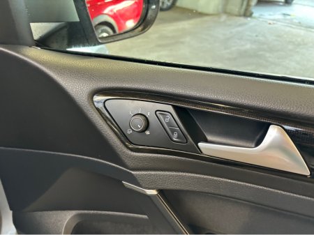 2018 Volkswagen Golf Automatic DSG  Bluemotion Hiline only 34000 kms €19,499