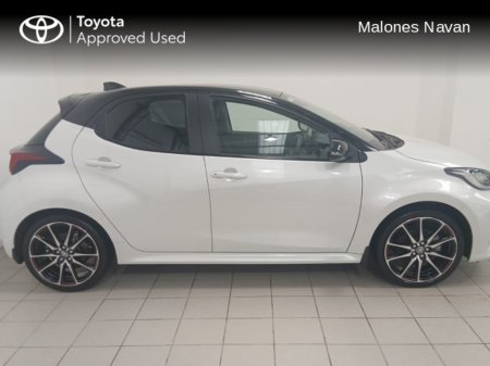 2023 Toyota Yaris YARIS HYBRID GR SPORT €26,950