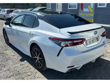 2022 Toyota Camry *New Shape* Leather Package 2.5 Hybrid Fresh Import (0032) €36,495
