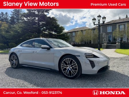 2022 Porsche Taycan 4X2 AUTO €69,950