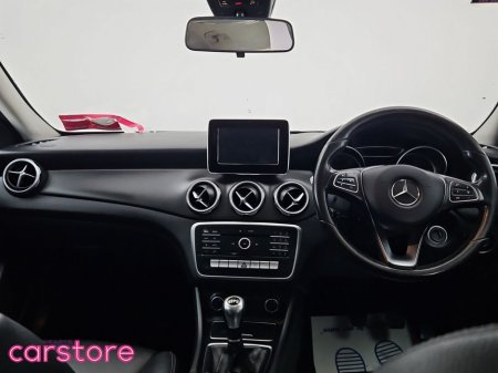 2017 Mercedes-Benz GLA Class GLA 200 CDI STYLE €21,480 thumbnail