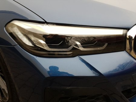 2023 BMW 5 Series 520d M Sport thumbnail