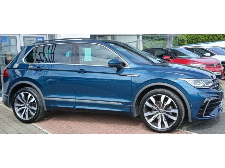 2023 Volkswagen Tiguan R-Line 2.0 TDI 150HP *AUTOMATIC, REAR VIEW CAMERA, ANDROID AUTO & APPLE CAR PLAY* €44,995