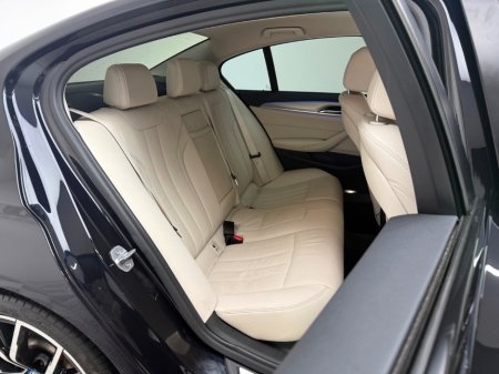 2019 BMW 5 Series 530E SE AUTO €23,990 thumbnail